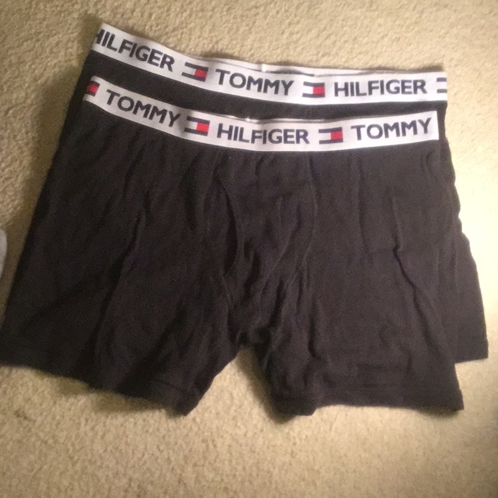 Tommy Hilfiger- XL
